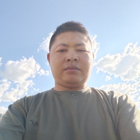 马的第一张照片--榆林闪婚服务中心