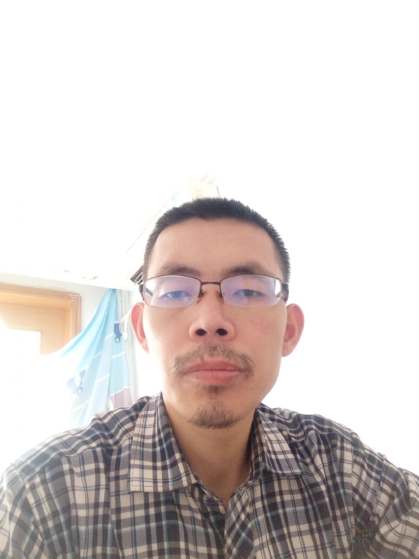 芳华的第一张照片--榆林闪婚服务中心